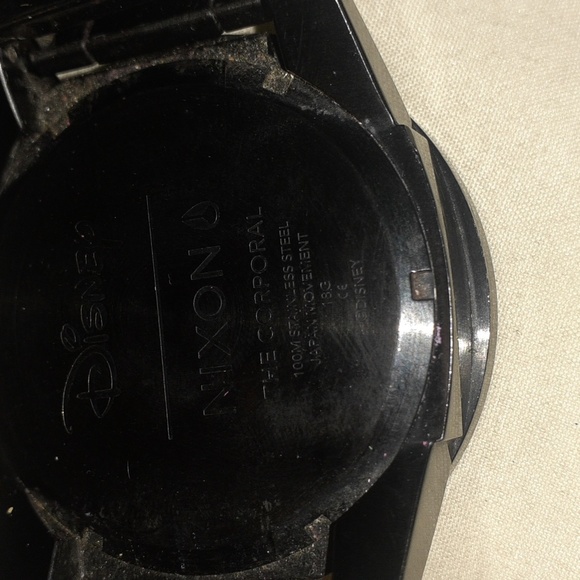 90 year anniversary Mickey Mouse Nixon. - Picture 3 of 3